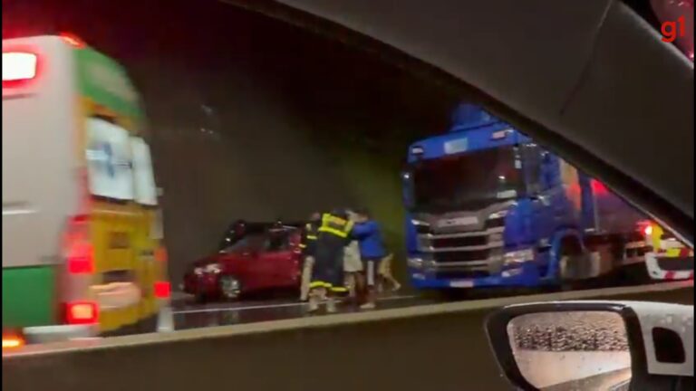 Acidente interdita trecho da br-376 entre Paraná e Santa Catarina por quase duas horas