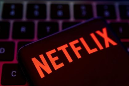 Ações da Netflix recuam com a saída inesperada de Reed Hastings