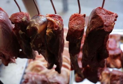 Diferença de preço entre carne suína e bovina alcança maior patamar desde 2022