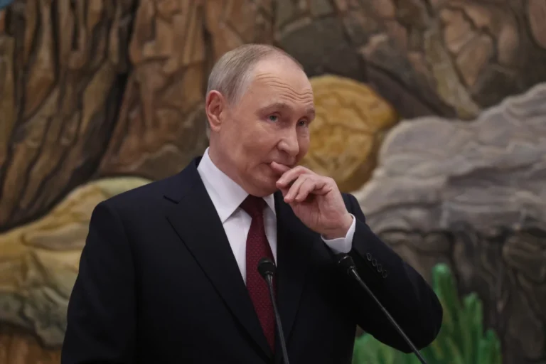 Rússia reconhece impacto negativo da crise no Estreito de Ormuz