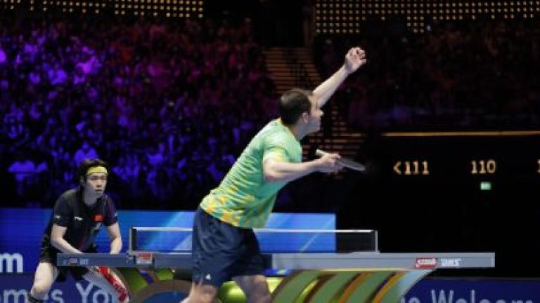 Hugo Calderano conquista bronze após derrota na semifinal da Copa do Mundo de tênis de mesa