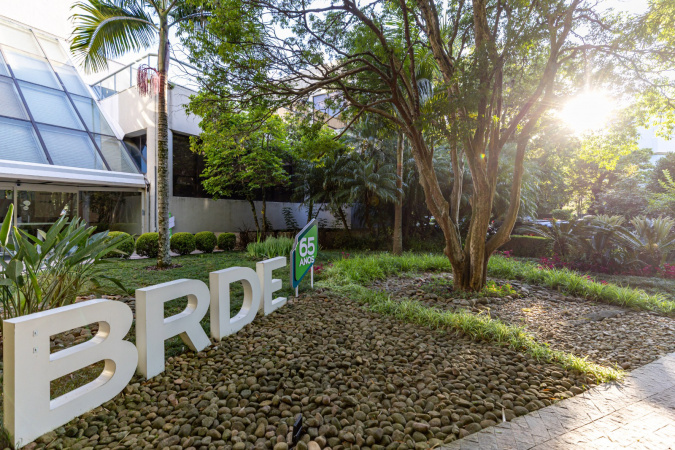 Paraná lidera liberação de crédito do BRDE com R$ 360 milhões nos primeiros 100 dias