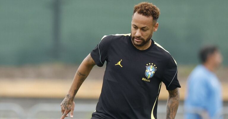 Neymar muda visual pela segunda vez durante a Copa do Mundo