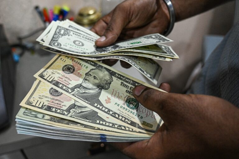 Brasil registra déficit em conta corrente de US$ 31,85 bilhões em maio