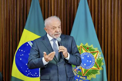 Lula cobra ajustes para ampliar alcance do reforma casa brasil