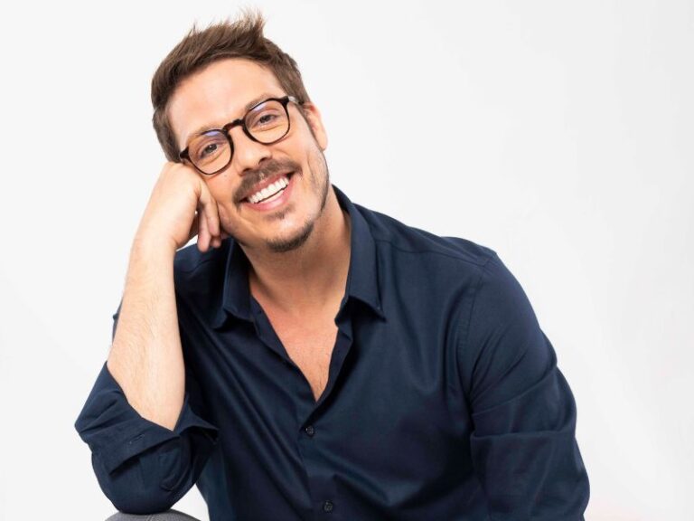 Fabio Porchat desembarca em Curitiba com espetáculo