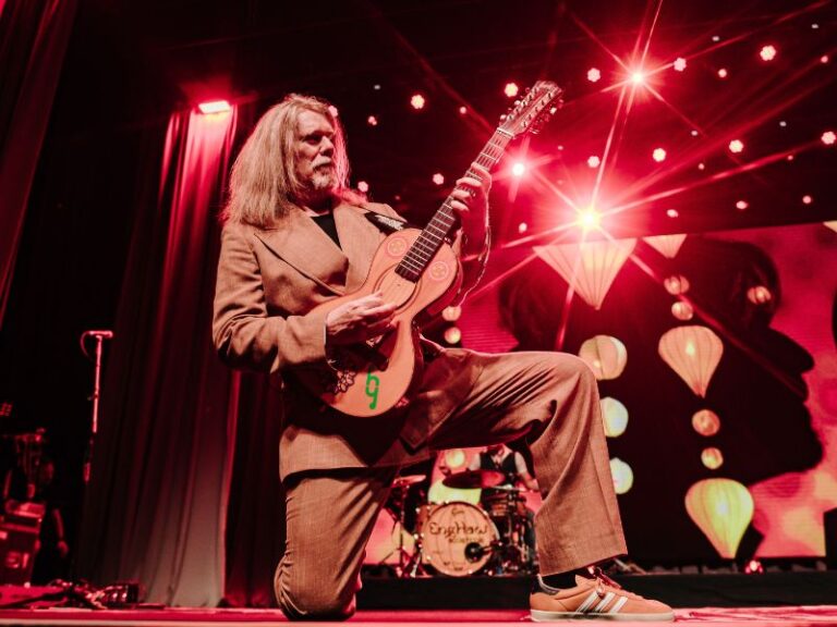 Humberto Gessinger volta a Curitiba com turnê acústica dos Engenheiros