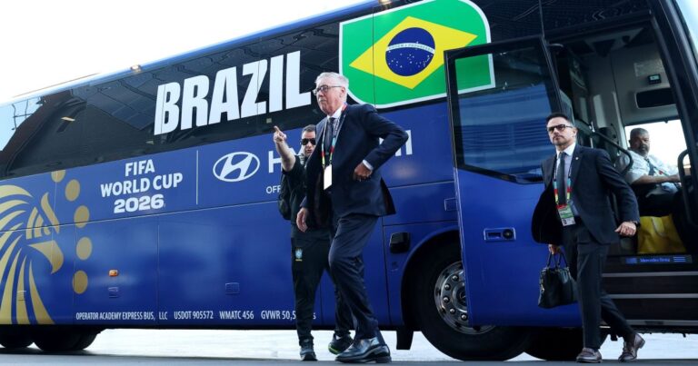 Ancelotti muda escalação e encerra jejum de 76 anos na Seleção