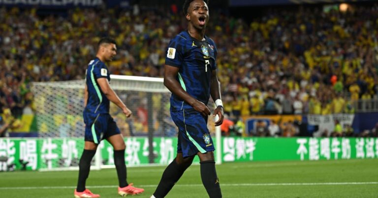Vinicius Jr. domina campo e marca em vitória do Brasil na Copa