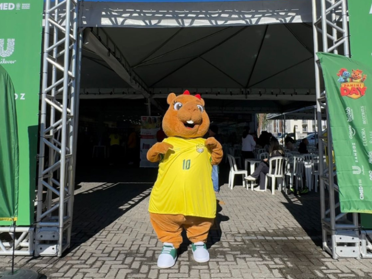 Circuito Panini Day leva troca de figurinhas para cidades do Paraná