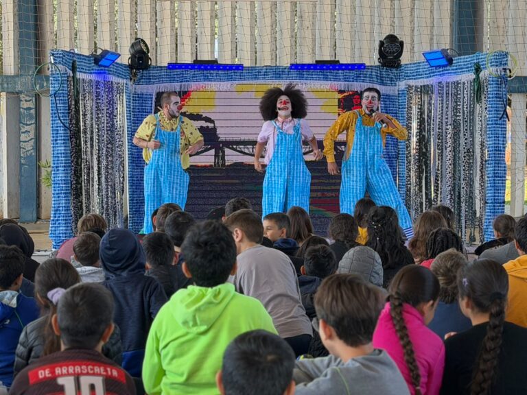 Semana do meio ambiente promove teatro educativo para crianças em Tibagi