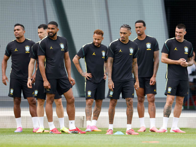 Brasil enfrenta Haiti sob pressão por resultado na Copa