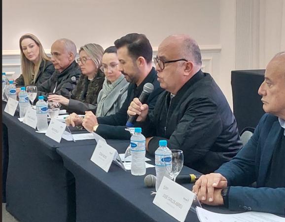 CIB discute plano de contingência para vírus respiratórios no PR
