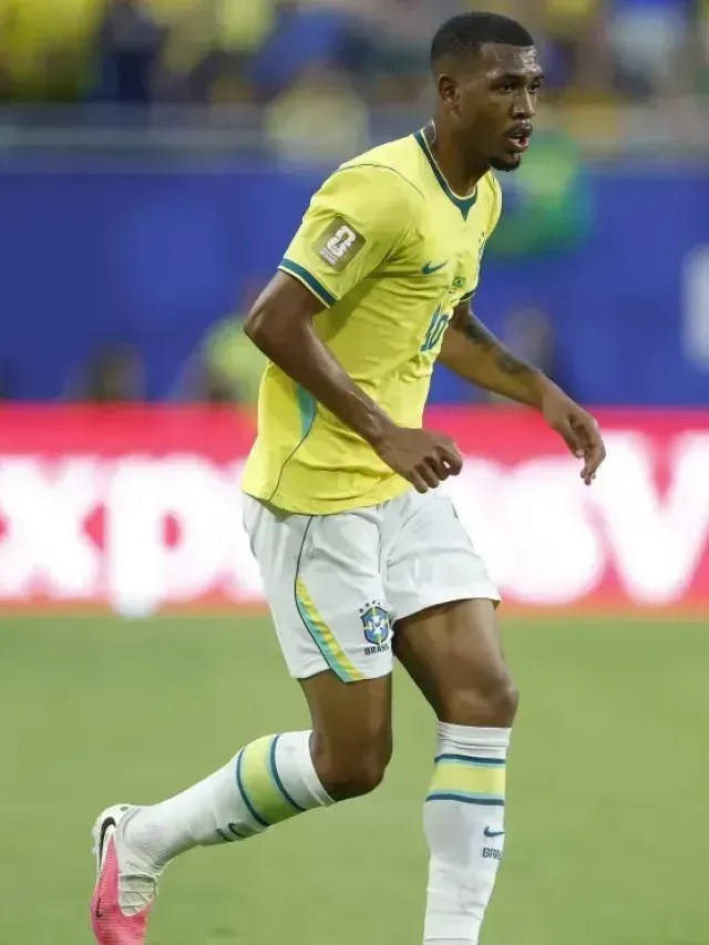 Rayan segue invicto há seis meses como novo titular