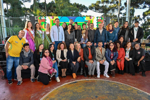 Paraná abre consulta pública para Edital MovCEU com ministra da Cultura