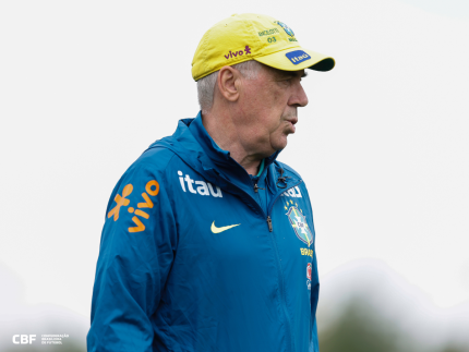 Ancelotti define elenco para Haiti mas guarda escalação em segredo