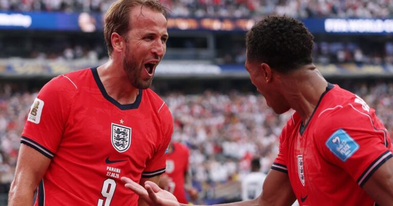 Kane faz história e Inglaterra vence Panamá na liderança