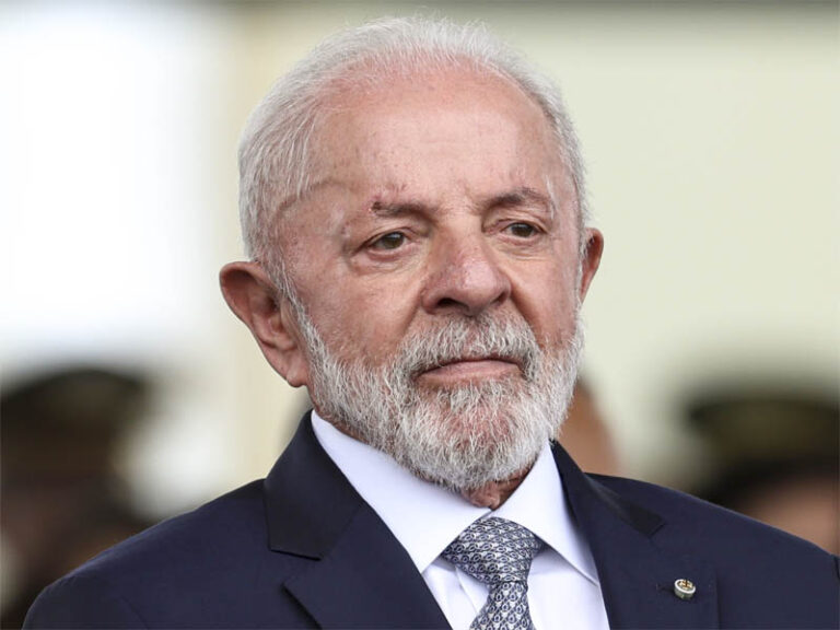 Aprovação de Lula permanece estável em junho