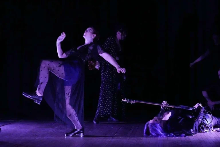 Maria Clara Laet apresenta mercy velvet project em festival dos Estados Unidos