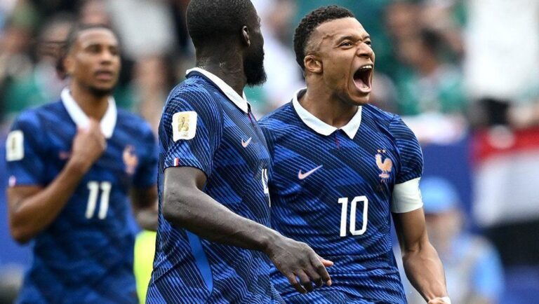 Mbappé marca duas vezes e iguala Klose em gols nas Copas