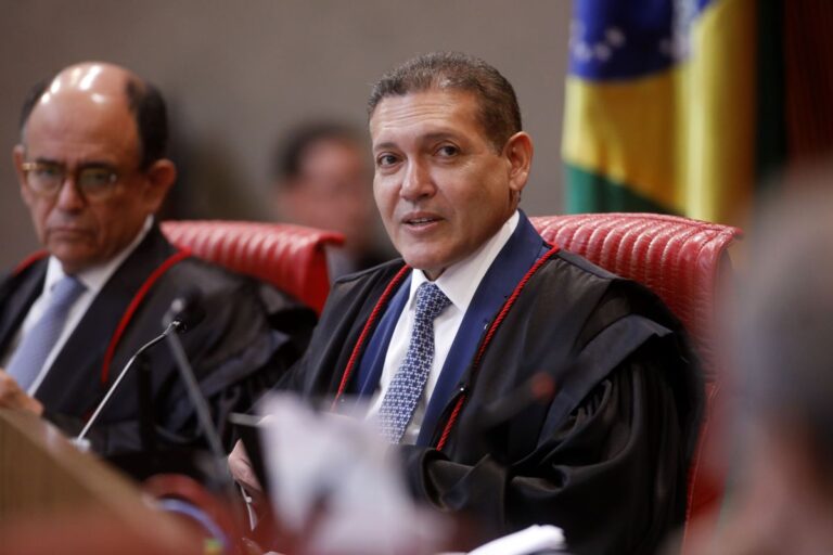 TSE e partidos assinam acordo para IA responsável em 2026