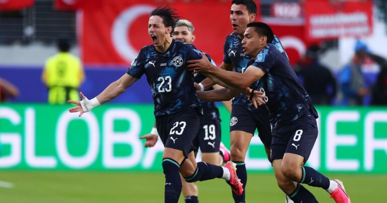 Paraguai derrota Turquia com gol rápido e segue na briga pela vaga