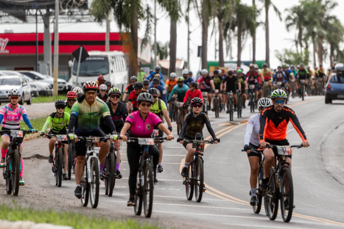 Paraná forma instrutores para 20 novas escolas de ciclismo