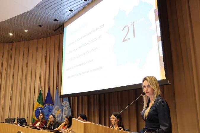 Paraná destaca projeto de vacinação em evento nacional do Conass