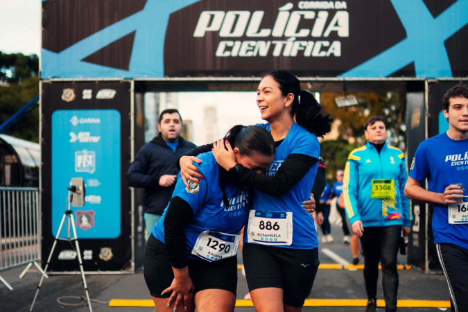 Corrida da Polícia Científica reúne 3,2 mil participantes em Curitiba