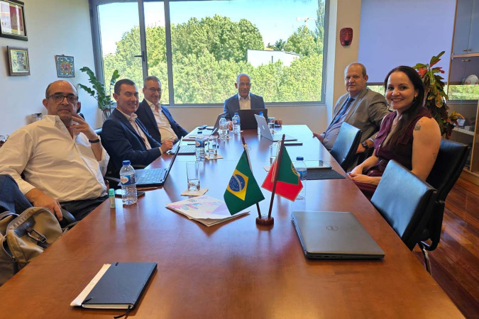 Paraná amplia cooperação científica com Portugal em missão internacional