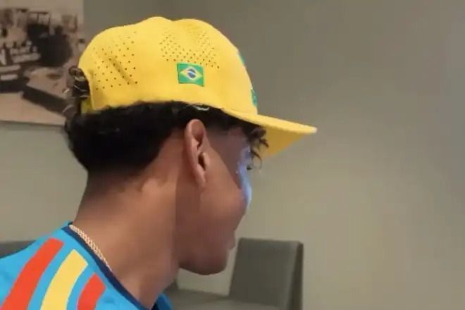 Lamine Yamal usa boné do Brasil e repercute nas redes