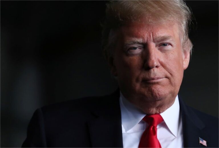 Trump assina decreto para ajustar tarifas sobre importações de alumínio