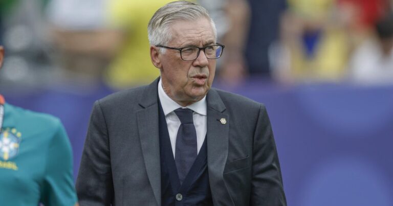 Edilson Capetinha pede demissão de Carlo Ancelotti na Seleção