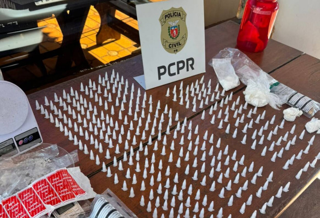 Polícia Civil apreende drogas e materiais em operação em Arapongas