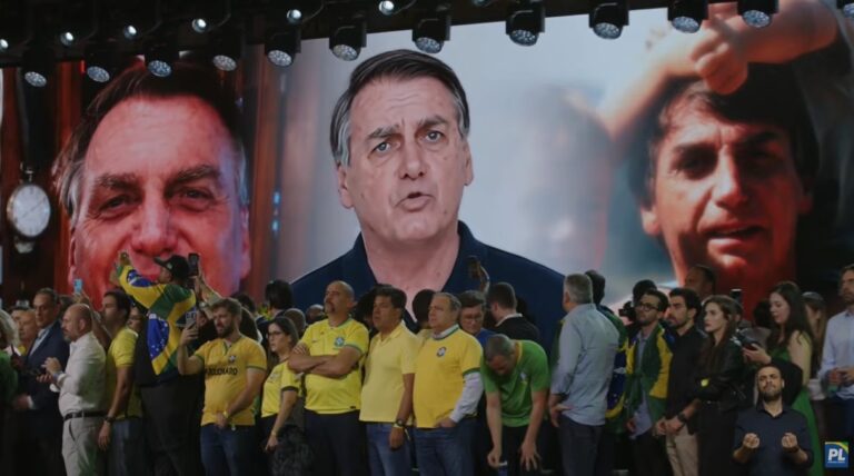 PL exibe vídeo com IA de Bolsonaro em convenção e enfrenta alerta jurídico