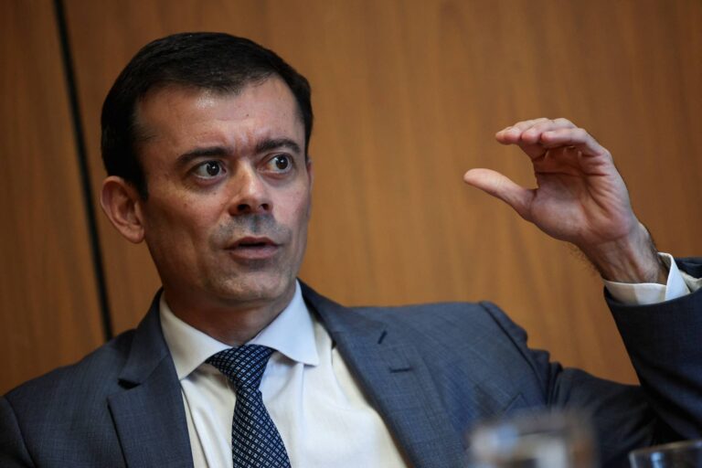 Tesouro pode agir diante da alta das taxas, diz nº 2 da Fazenda