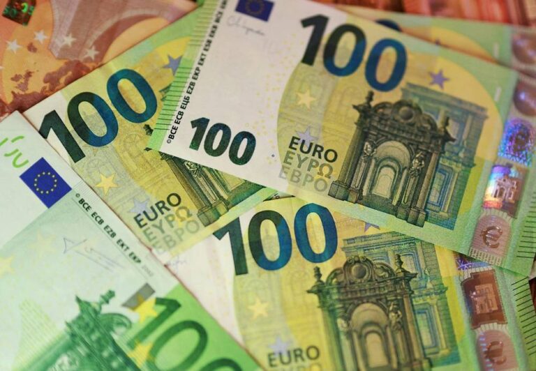 Inflação do euro recua para 2,8% e reforça paciência do BCE