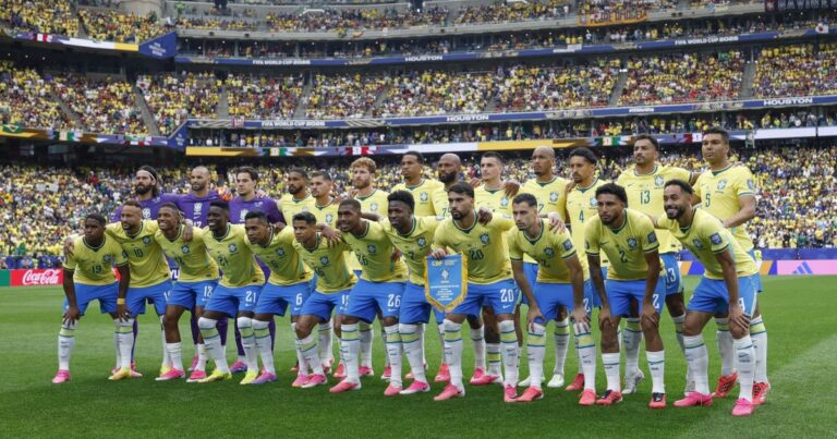 Brasil busca vencer dois mata-matas em Copas pela primeira vez desde 2014