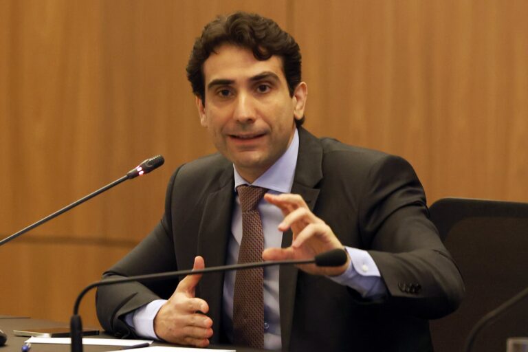 Galípolo acusa EUA de usar Pix como desculpa para tarifas