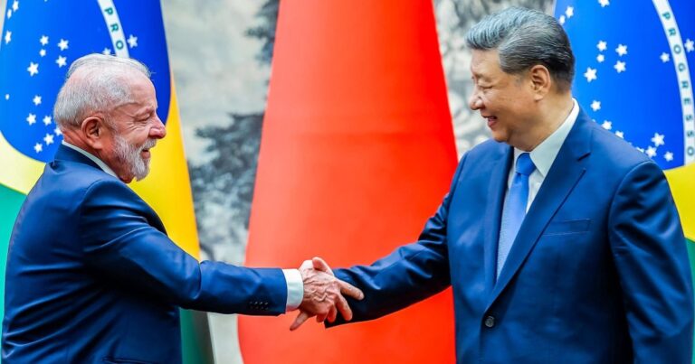 Lula e Xi Jinping discutem acordo Mercosul-China em telefonema
