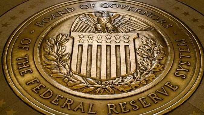 Fed mantém taxa de juros inalterada com dissidências internas