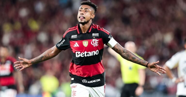 Flamengo repudia atos de racismo contra Bruno Henrique