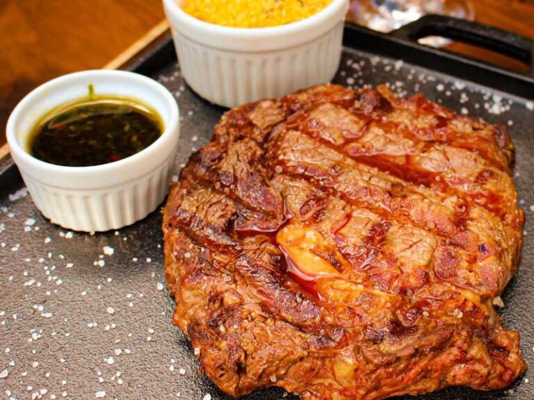 Brazza 41 Steak House abre em Curitiba com churrasco e parrilla