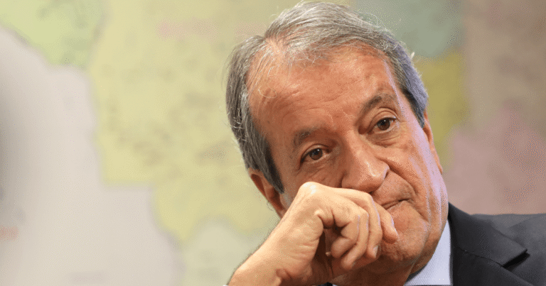 Dino dá 10 dias para Motta entregar documentos sobre emendas