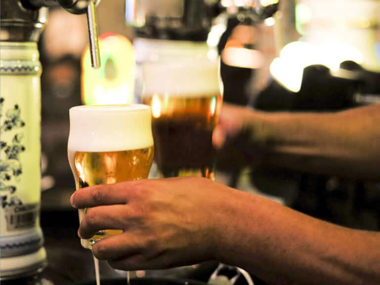 Semana roqueira começa segunda no Sheridan's Irish Pub