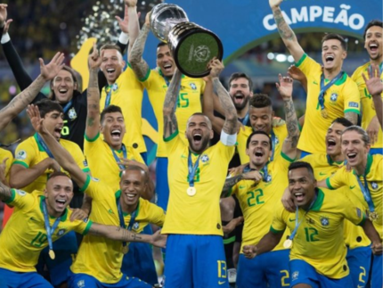 Sete anos sem título: envelhecimento marca geração da seleção