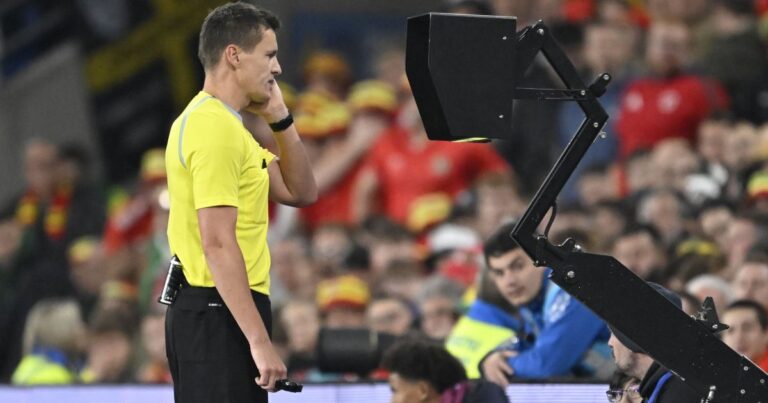 Fifa adota medida inédita no VAR para quartas França x Marrocos