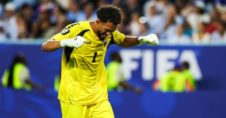 Goleiro de Cabo Verde vira fenômeno nas redes da Copa