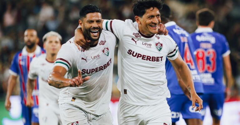 Hulk marca pênalti e Fluminense vence Bahia em amistoso