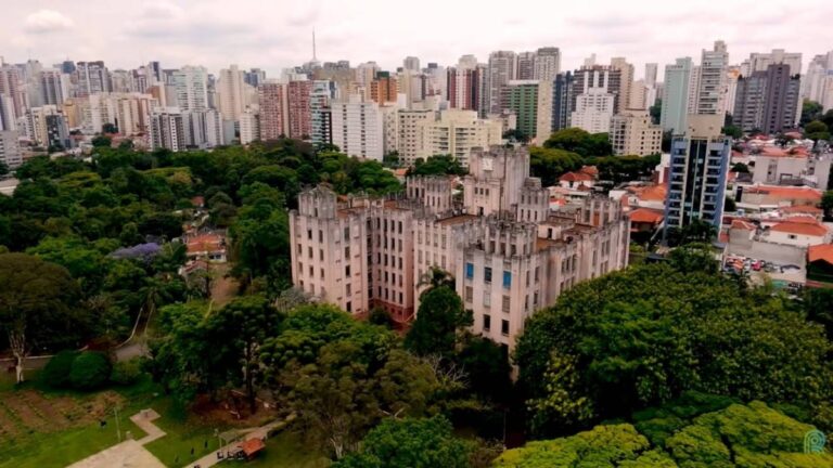 Instituto Biológico: da crise do café à referência agrícola